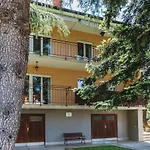아파트 2 Bedroom In